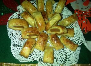 Una foto de Pastitas con dulce (ate) de membrillo