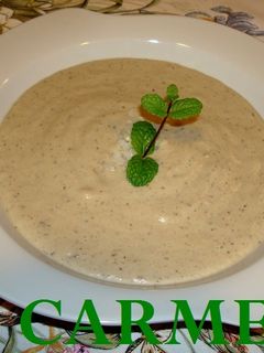 Una foto de Crema de berenjena y arroz