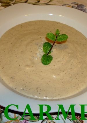 Una foto de Crema de berenjena y arroz
