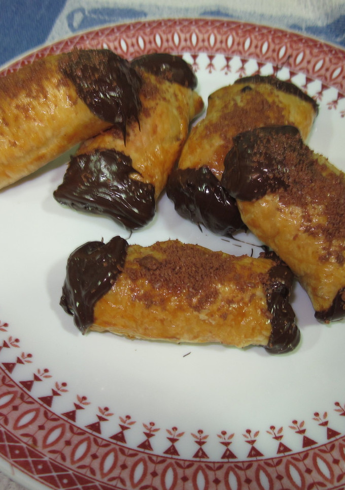 Una foto de Napolitana con chocolate
