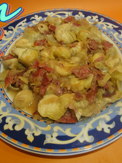 Una foto de Alcachofas rehogadas con jamon