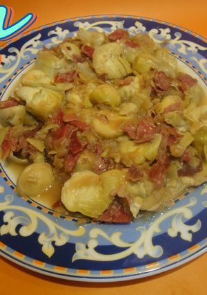 Una foto de Alcachofas rehogadas con jamon