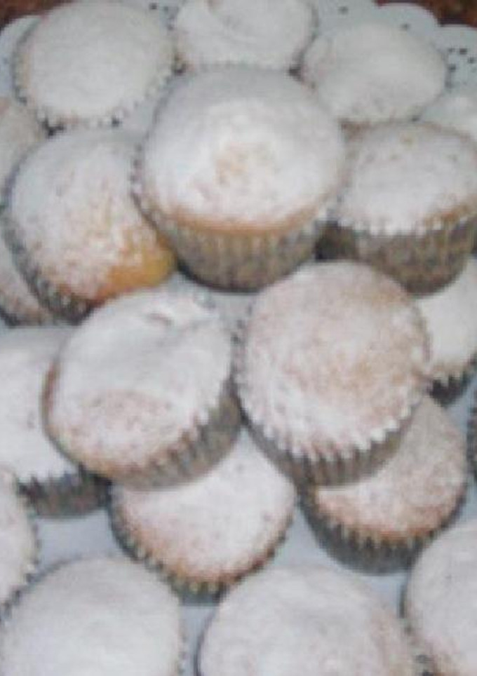 Una foto de Magdalenas rellenas con dulce de leche