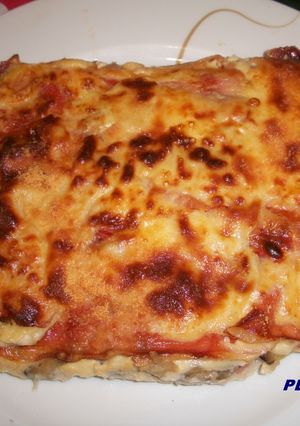 Una foto de Gratinado de berenjenas con jamón Iberico