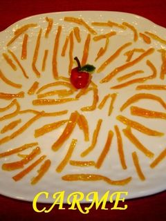 Una foto de Cascaras de naranjas confitadas