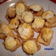 Canapes de morcilla y huevos de codorniz