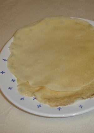 Una foto de Crêpes rellenos de espinacas con jamón
