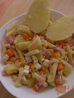 Una foto de Ensalada de pasta fácil y rápida