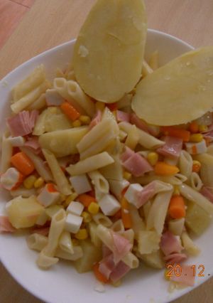 Una foto de Ensalada de pasta fácil y rápida
