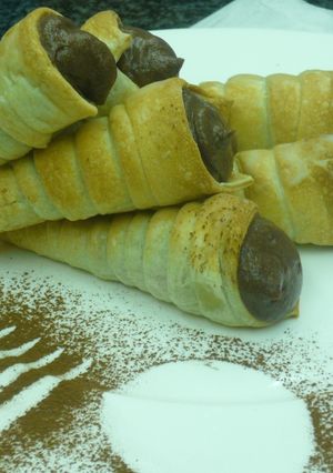 Una foto de Canutillos de hojaldre de chocolate