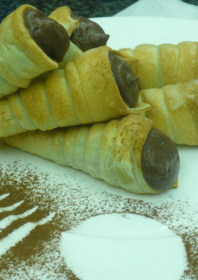 Una foto de Canutillos de hojaldre de chocolate