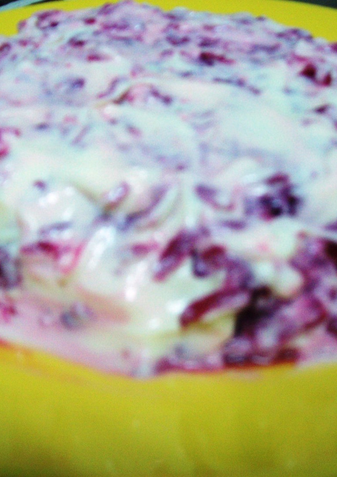 Una foto de Ensalada de remolacha con salmón