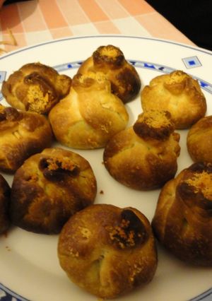 Una foto de Saquitos de zamburiñas al pesto