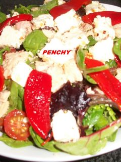 Una foto de Ensalada colorida de Navidad