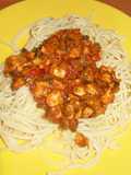 Espagetti con verduras y pollo