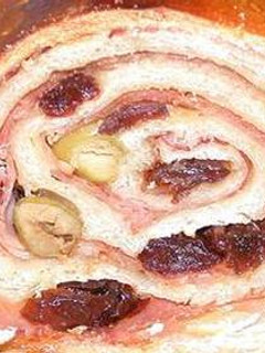 Una foto de Pan de jamón de navidad