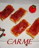 Canapés de jamón Ibérico y mermelada de tomate