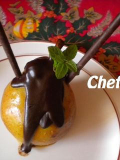 Una foto de Peras rellenas de turrón