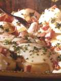 Papas con salsa de jamón