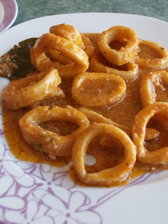Una foto de Guiso de calamares