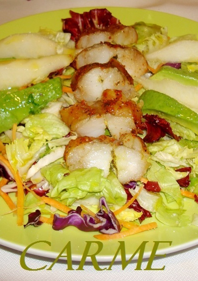 Una foto de Ensalada exótica de rape