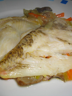 Una foto de Rodaballo en papillote