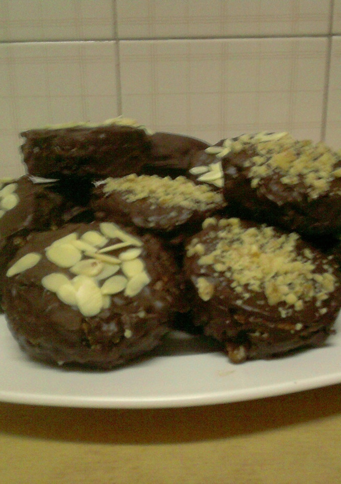 Una foto de Alfajores de chocolate y nueces