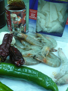Una foto de Bacalao con langostinos (ajoarriero)