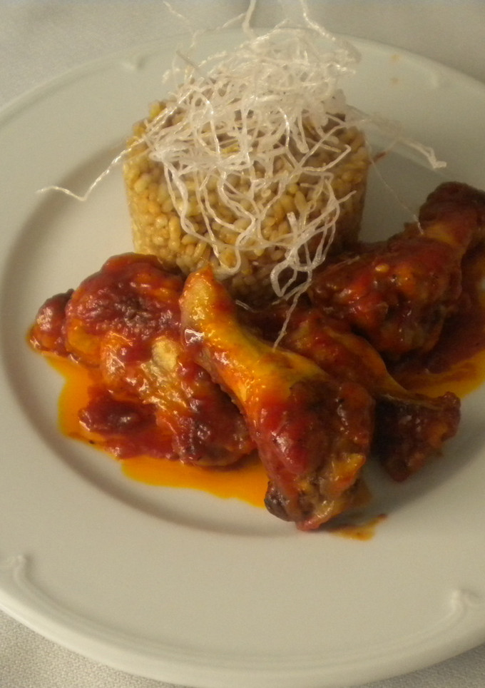 Una foto de Muslitos de pollo al vino de oporto