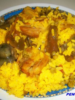 Una foto de Arroz con costillejas y verduras de mi madre