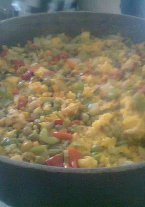 Una foto de Arroz con pollo estilo gourmet 