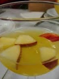 Una foto de Sangría de sidra
