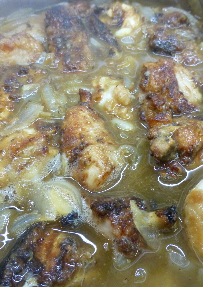 Una foto de Pollo al curry con cilantro