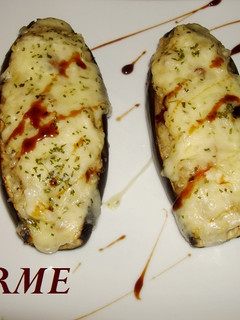 Una foto de Berenjenas rellenas de ropa vieja