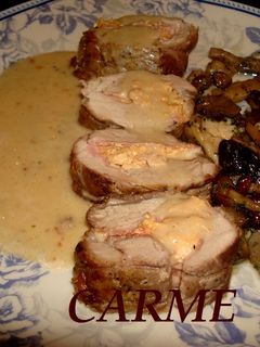 Una foto de Solomillo relleno con mousse de oca y queso mozzarella