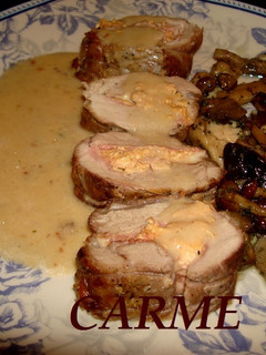 Una foto de Solomillo relleno con mousse de oca y queso mozzarella