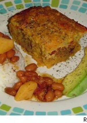 Una foto de Pastelón de plátano maduro