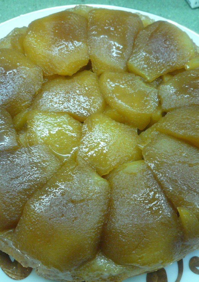Una foto de Tarta de manzan tatten