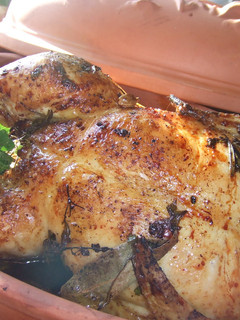Una foto de Pollo de corral en cocotte