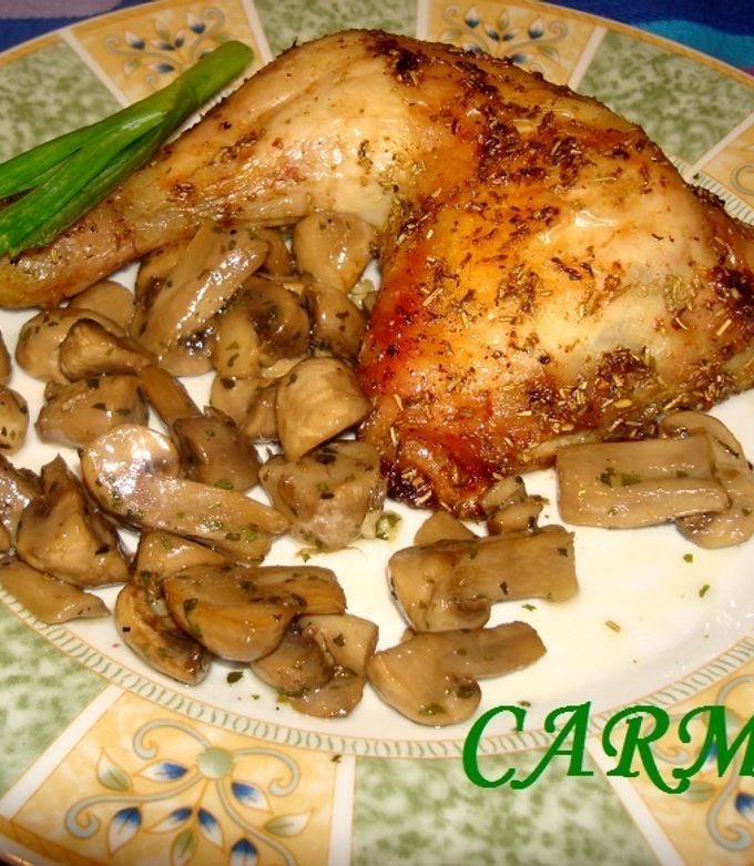 Una foto de Pollo asado con champiñones