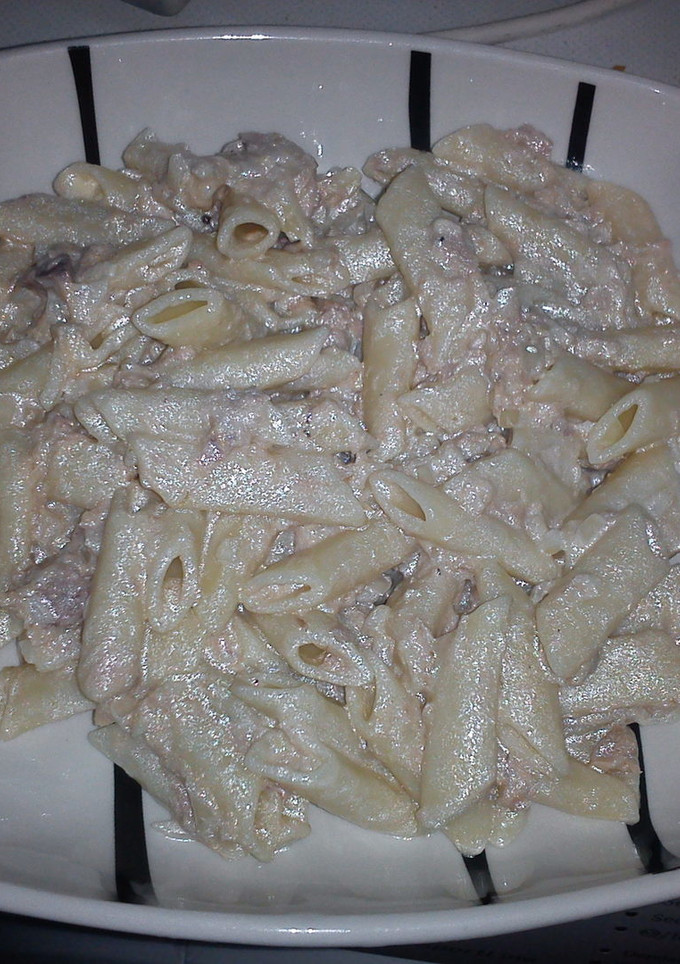 Una foto de Macarrones con atún y mayonesa
