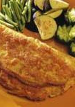 Una foto de Tortilla con pescado salado y carne de cerdo picada (Camboya)