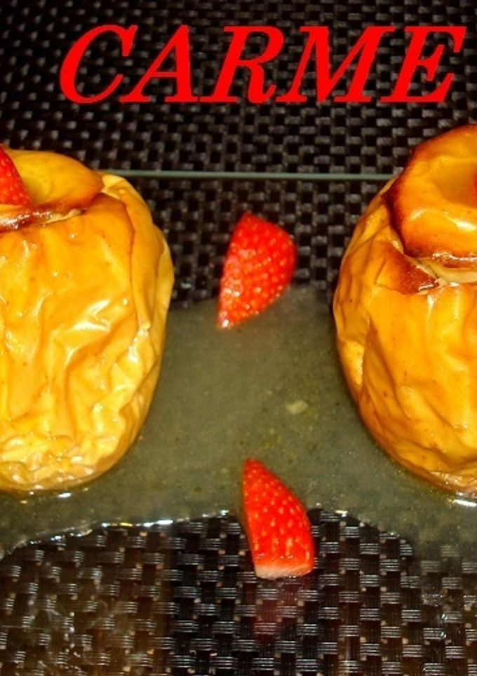 Una foto de Manzanas asadas con almendras al Marie Brizart