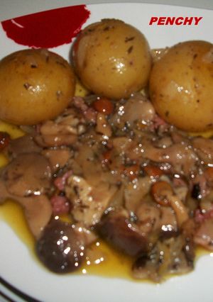 Una foto de Patatitas con setas y jamón ibérico al tomillo