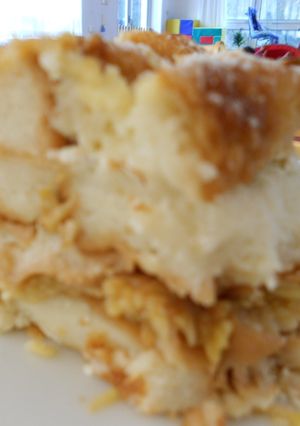 Foto principal de Tarta de pan con requesón y manzanas