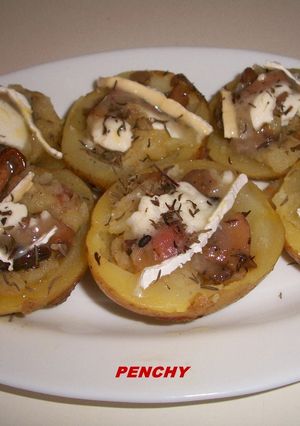 Una foto de Patatas rellenas de setas y queso de cabra