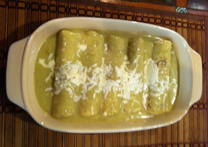 Enchiladas verdes como en Guadalajara Receta de Mercedes Cossío- Cookpad