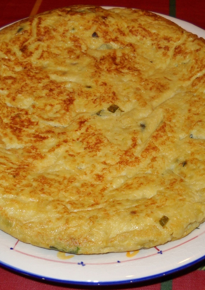Una foto de Tortilla de patata y espárragos