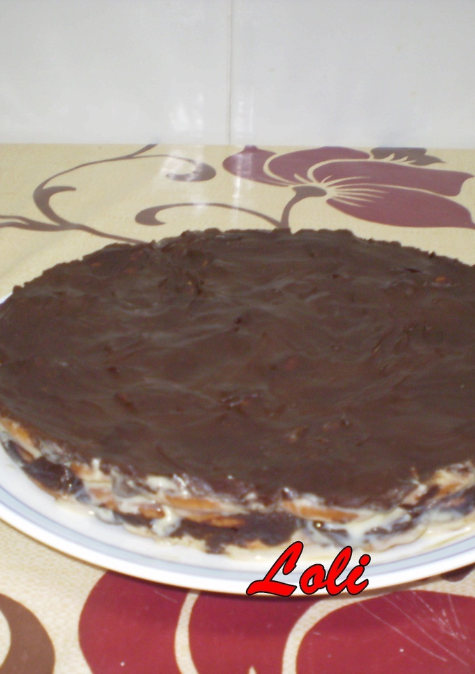 Una foto de Tarta helada de galletas y leche condensada
