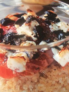 Una foto de Gratinado de arroz integral con tomates y queso feta